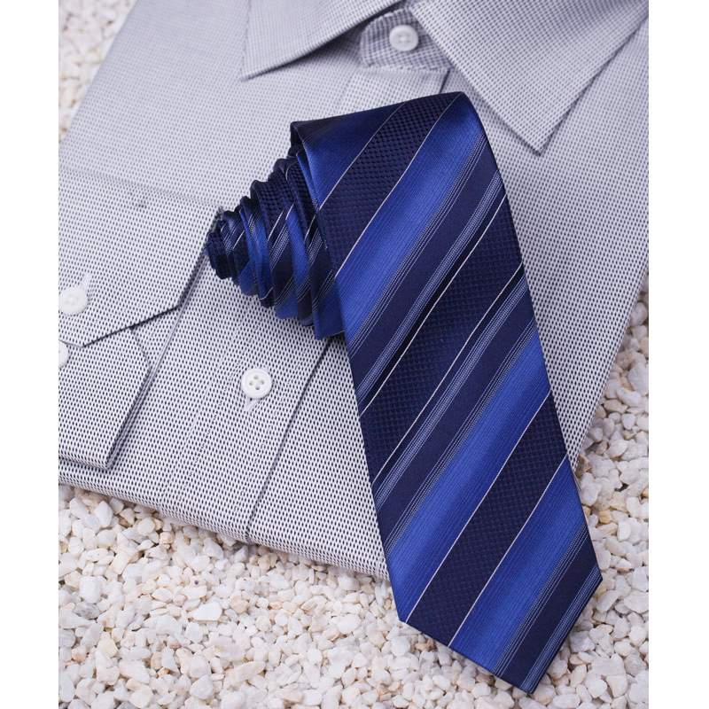 комплект из галстука и рубашки