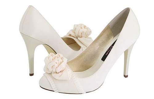 Как выбрать свадебную обувь