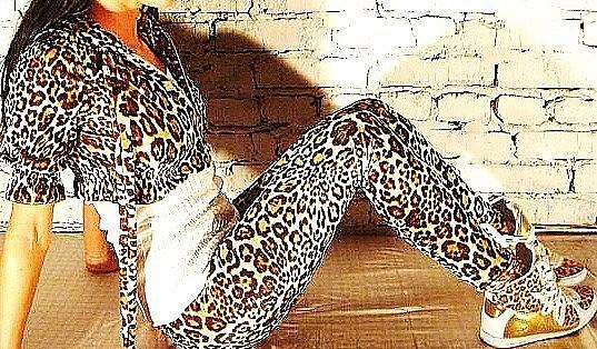 Леопардовые лосины с чем носить