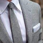серый галстук