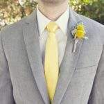 желтый однотонный галстук